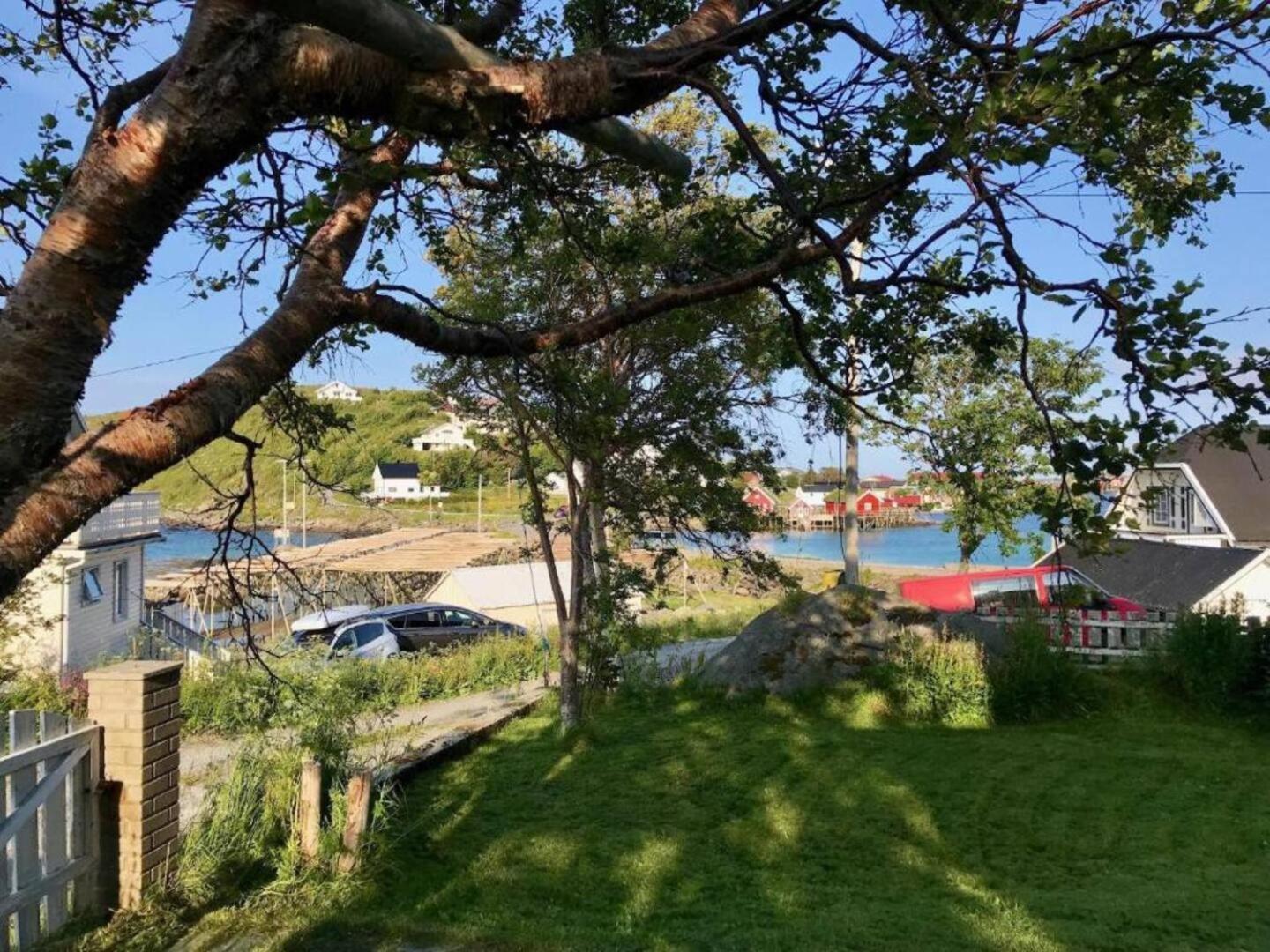 Reinefjorden Lodge Exterior photo